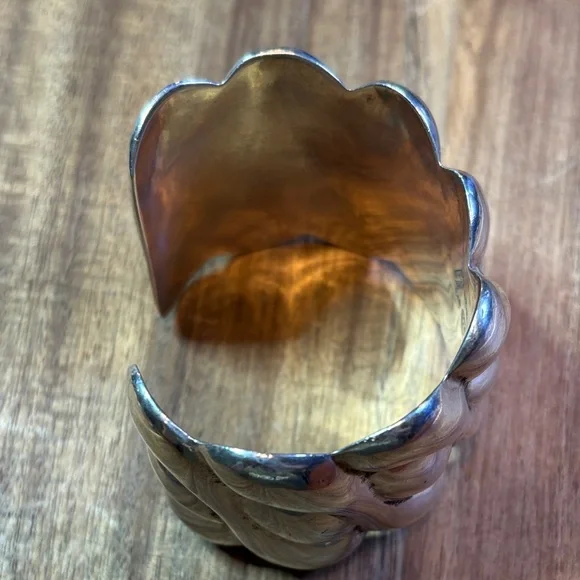Taxco Los Ballesteros heavy sterling cuff